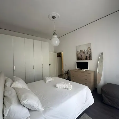 Modern River House Apartamento *
