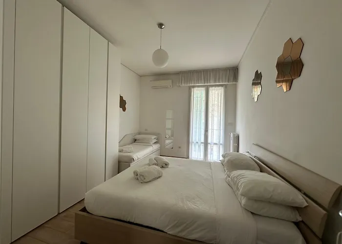 Modern River House Апартаменты *